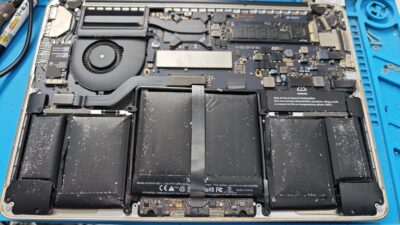 【2026年版】ノートパソコンのバッテリーが膨張！放置すると発火の危険も。HP・MacBook実例写真で解説｜デジタルサポート武蔵小杉